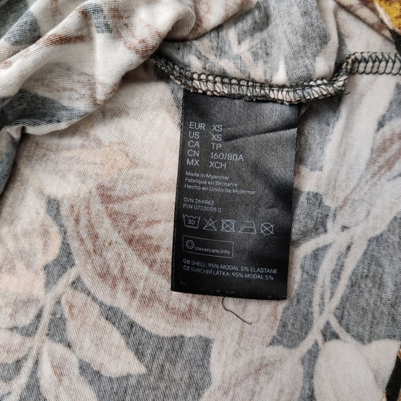 H&M Women's Floral Long Sleeve Top Sz XS Bohemian Fall Feminine Bodycon Cottage - Picture 3 of 7